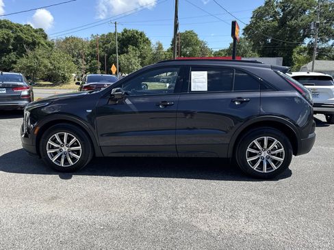 Used 2022 Cadillac XT4 Sport w/ Comfort Package image 2