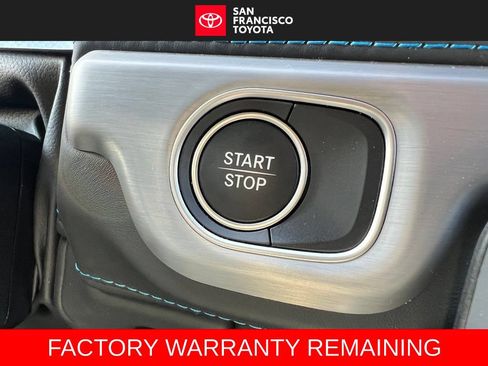 Used 2025 Mercedes-Benz G 580 w/ EQ Technology image 27