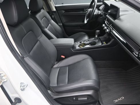 Used 2024 Honda Civic Touring image 36