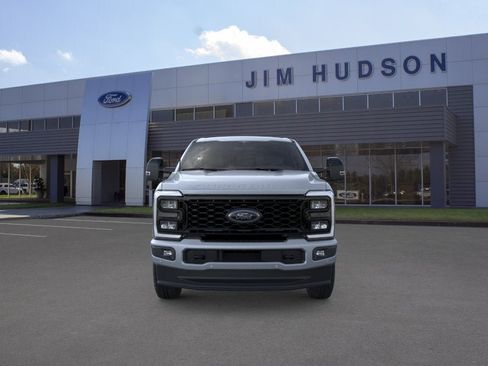 New 2026 Ford F250 Lariat w/ Black Appearance Package AWD/4WD image 6