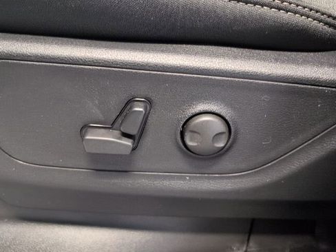 New 2026 RAM 1500 4x4 Crew Cab image 12