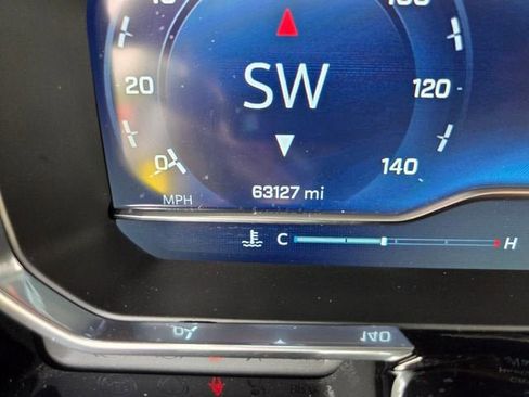 Used 2024 Chevrolet Silverado 1500 LT RWD image 28