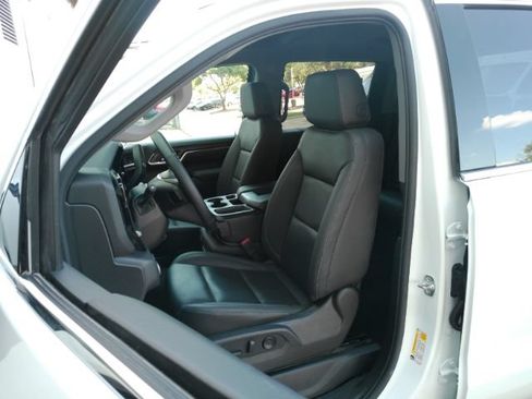Used 2026 GMC Sierra 1500 SLT RWD image 18