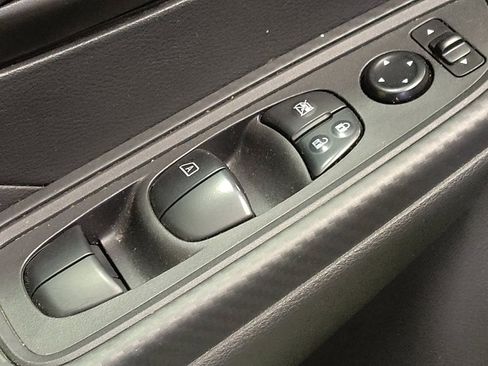Used 2024 Nissan Versa S w/ Trunk Package FWD image 27