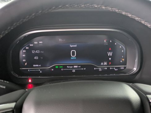 Used 2023 Chevrolet Tahoe Z71 w/ Luxury Package image 23