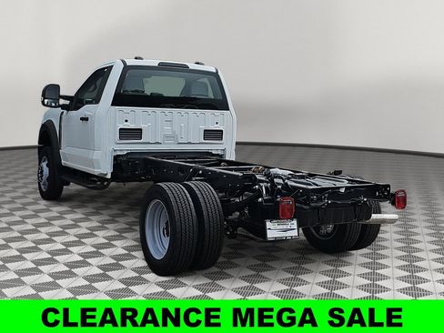New 2025 Ford F550 4x4 Regular Cab Super Duty image 5