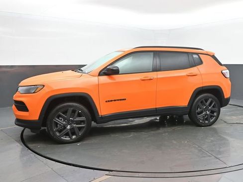 New 2026 Jeep Compass Latitude w/ Sun and Sound Group AWD/4WD image 2