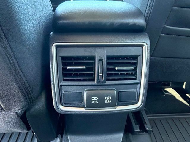 Used 2024 Subaru Forester Premium AWD/4WD image 27