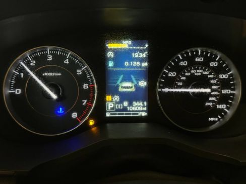 Used 2023 Subaru Crosstrek 2.5i Limited AWD/4WD image 10