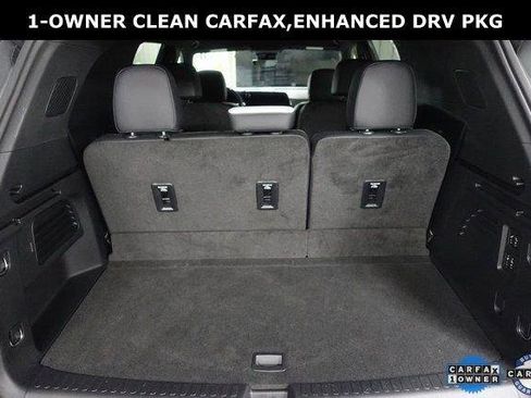 Used 2024 Chevrolet Traverse RS FWD image 23
