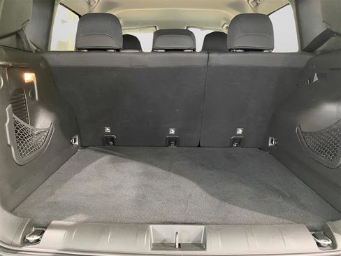 Used 2019 Jeep Renegade Altitude w/ Quick Order Package 2XM image 25