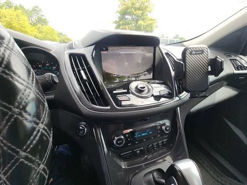 Used 2014 Ford Escape Titanium w/ Equipment Group 401A FWD image 25