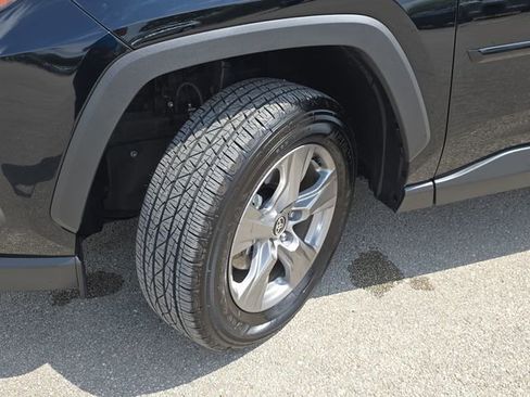 Used 2025 Toyota RAV4 LE image 32