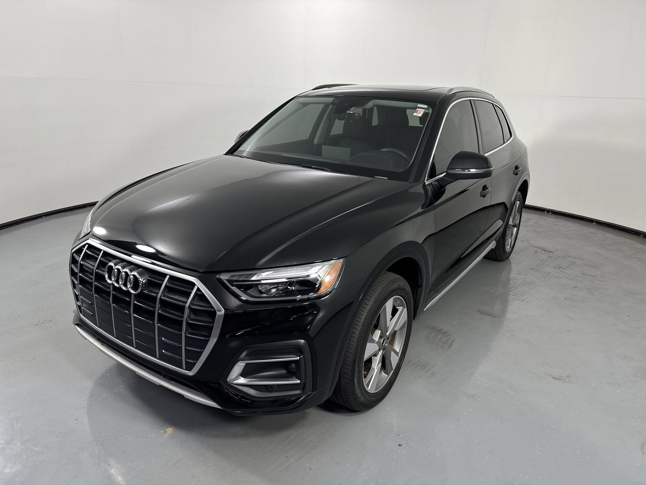 Used 2023 Audi Q5 2.0T Premium w/ Convenience Package AWD/4WD image 31