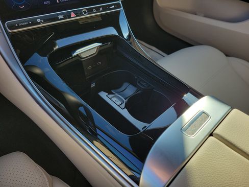 Certified 2025 Mercedes-Benz C 300 Sedan image 20