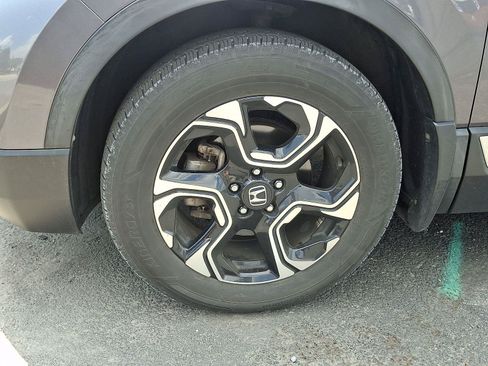 Used 2018 Honda CR-V Touring image 2