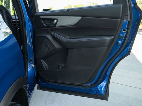 Used 2023 Acura MDX A-Spec image 37