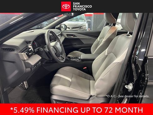 Certified 2025 Toyota Camry SE FWD image 11