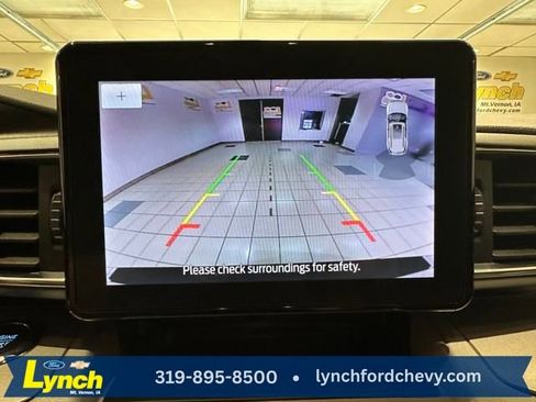 Used 2023 Ford Explorer XLT w/ Equipment Group 202A image 5