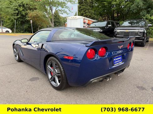 Used 2005 Chevrolet Corvette Coupe w/ Preferred Equipment Group RWD image 5