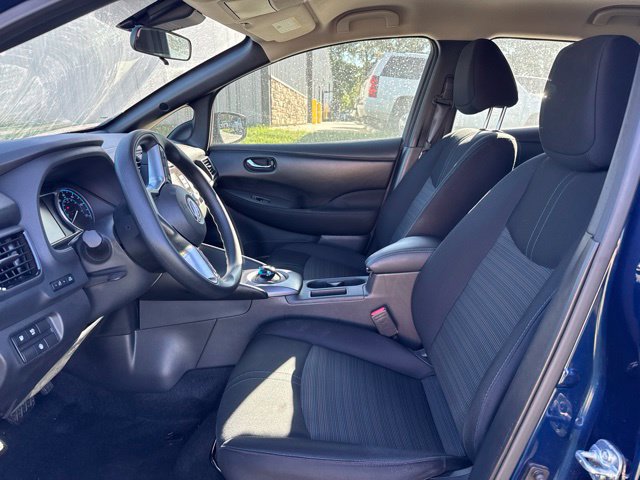 Used 2025 Nissan Leaf S FWD image 6