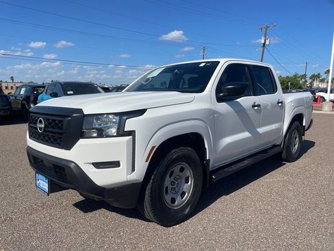 Certified 2024 Nissan Frontier S w/ Technology Package RWD image 3