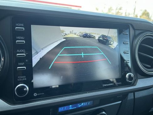 Used 2023 Toyota Tacoma TRD Sport image 13