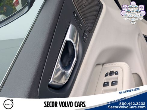 Certified 2023 Volvo XC60 B5 Plus w/ Climate Package AWD/4WD image 12