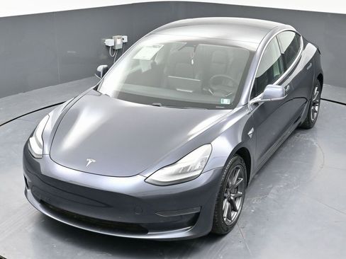 Used 2020 Tesla Model 3 Long Range image 46