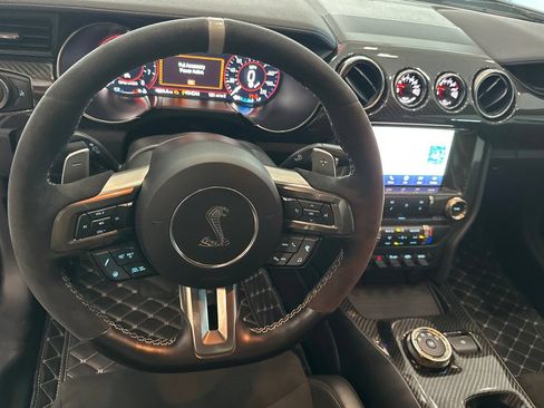 Used 2022 Ford Mustang Shelby GT500 RWD image 14