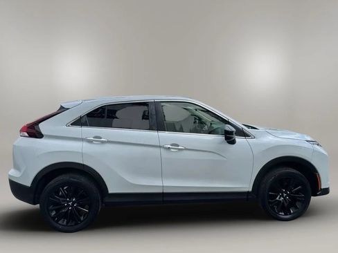 Used 2024 Mitsubishi Eclipse Cross LE AWD/4WD image 7
