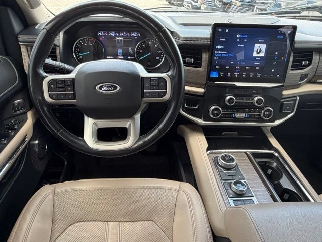Used 2022 Ford Expedition Max Limited AWD/4WD image 19