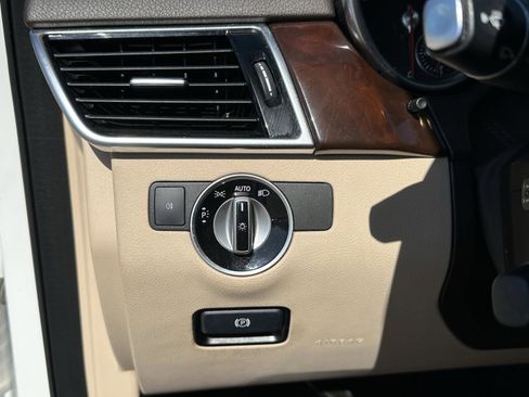 Used 2016 Mercedes-Benz GLE 350 4MATIC w/ Premium Package image 34