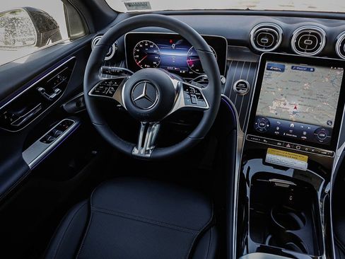 New 2026 Mercedes-Benz GLC 300 image 15