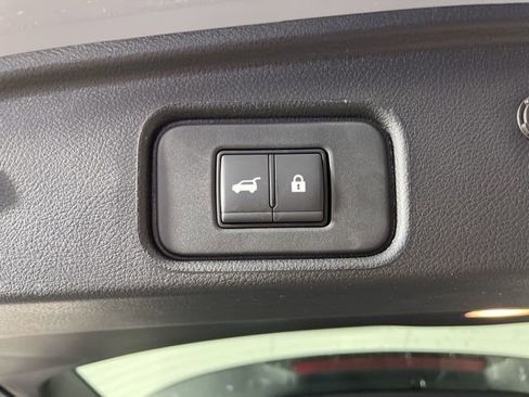New 2026 Nissan Pathfinder Platinum image 51