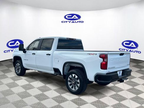 Used 2024 Chevrolet Silverado 2500 Custom w/ Custom Value Package AWD/4WD image 7