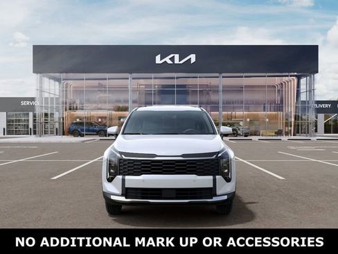 New 2026 Kia Sportage LX FWD image 2