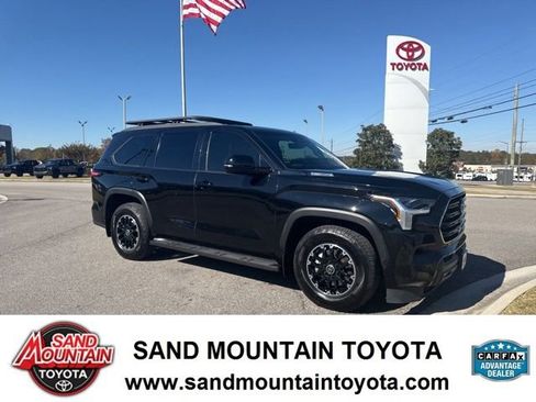 Used 2023 Toyota Sequoia SR5 image 1