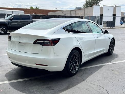 Used 2018 Tesla Model 3 Mid Range RWD image 7