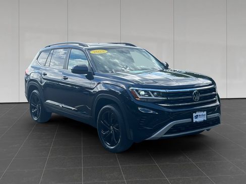 Used 2023 Volkswagen Atlas SE AWD/4WD image 7
