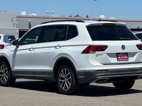 Used 2020 Volkswagen Tiguan SE AWD/4WD image 7