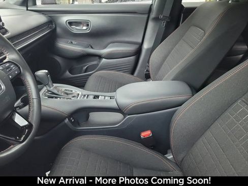 Certified 2025 Honda HR-V Sport image 4