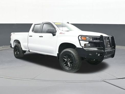 Used 2020 Chevrolet Silverado 1500 Custom Trail Boss w/ Custom Convenience Package image 1