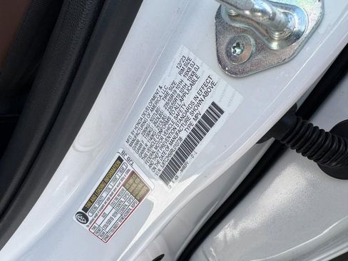 Used 2024 Acura RDX w/ Technology Package image 26