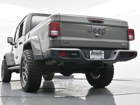 Used 2022 Jeep Gladiator Overland w/ Popular Equipment Package AWD/4WD image 45