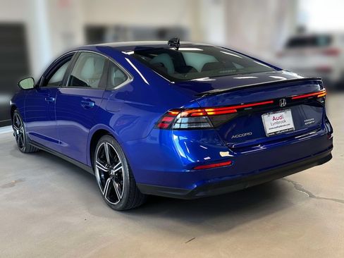 Used 2023 Honda Accord Sport image 6