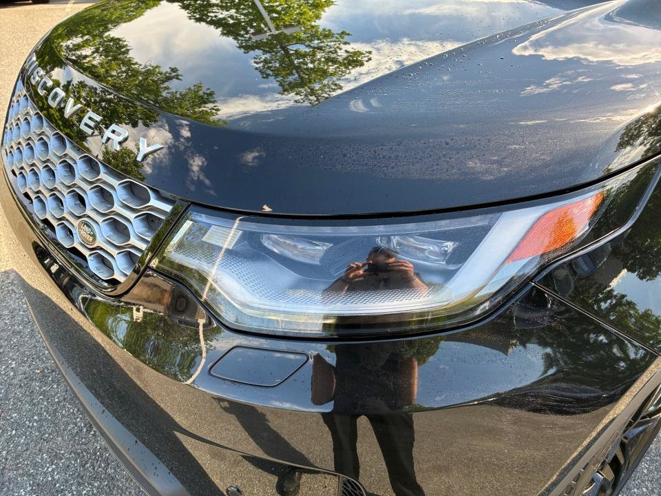 Certified 2025 Land Rover Discovery S AWD/4WD image 26