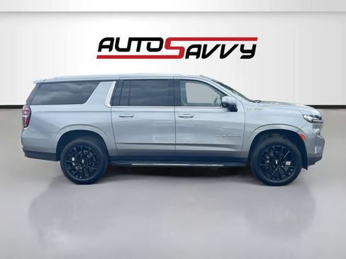 Used 2024 Chevrolet Suburban High Country w/ Max Trailering Package AWD/4WD image 8