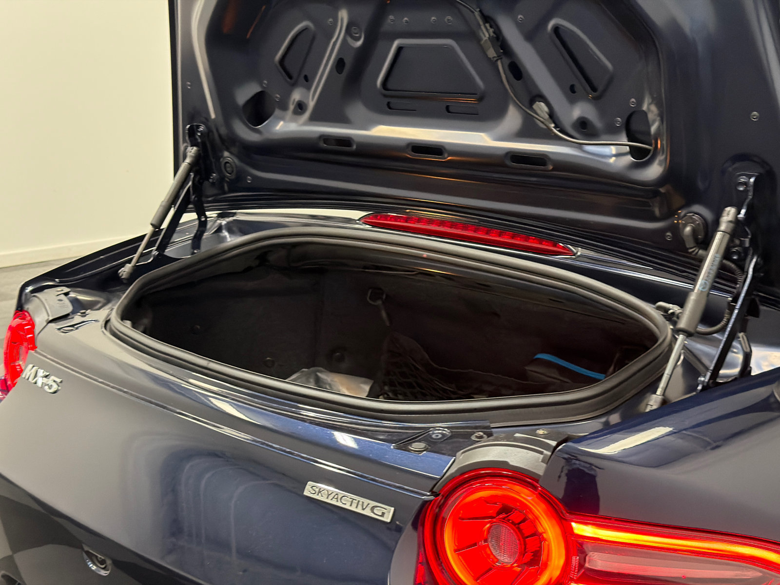 New 2026 MAZDA MX-5 Miata Club RWD image 39