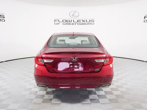 Used 2021 Honda Accord Touring image 6